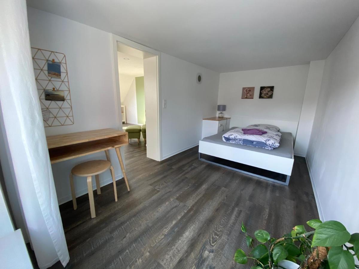 Fewo Sulzer Siedlung Erfurt "Haus 6"アパートメント エクステリア 写真
